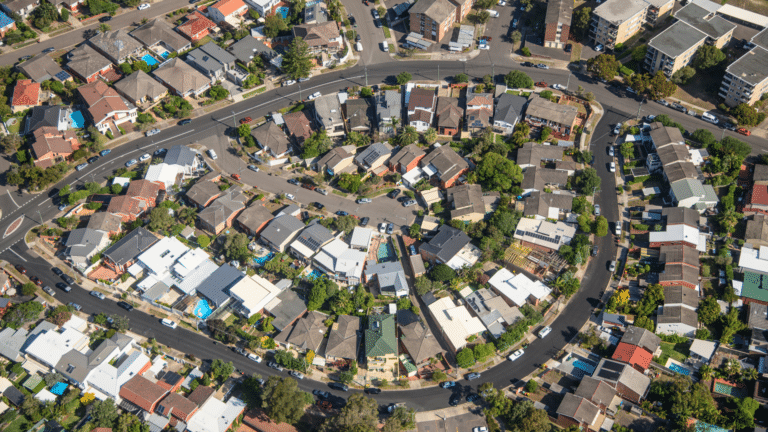 Summer Cleaning in Sydney Let Amigo Handle Your Rubbish Removal